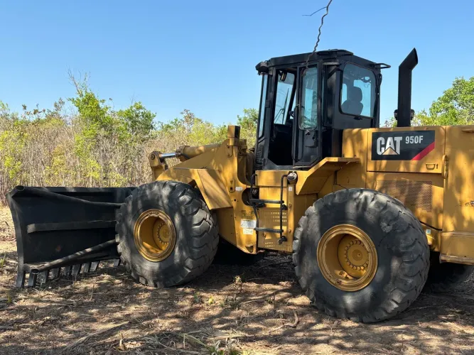 Pá carregadeira caterpillar 950 F