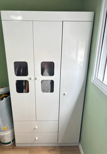 Guarda roupa infantil 