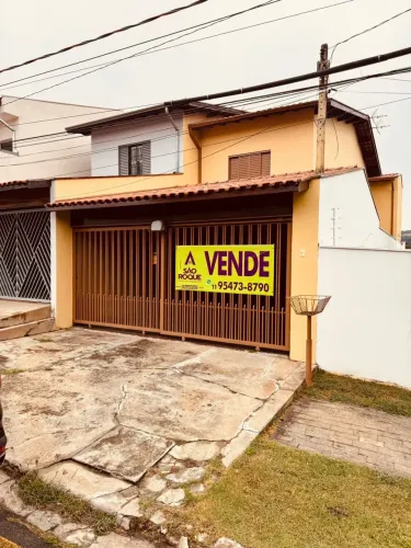 Sobrado em Bairro Tradicional de São Roque!