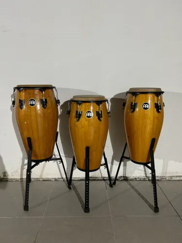 Conjunto de congas Meinl Percussion 
