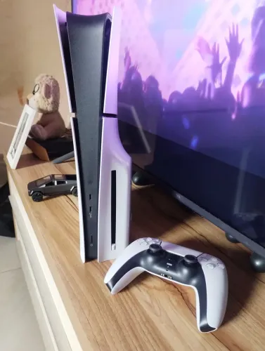 PS5 slim com leitor seminovo