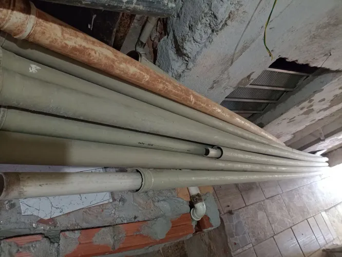 Barra de cano PVC 75 mm