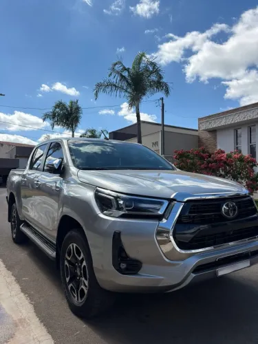 Toyota Hilux CD SRX 4X4 2.8 TDI 16V Diesel Aut. 2023
