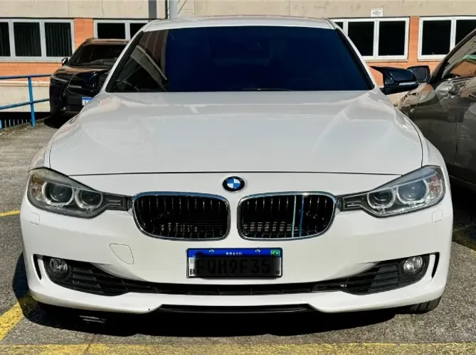 BMW 316I 1.6 TB 16V 136cv 4P 2014