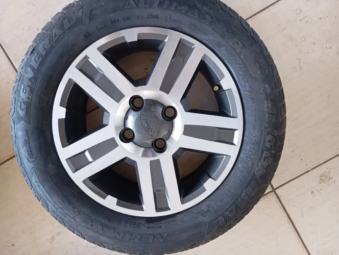 Jogo de roda aro 15 da Ford ,/ Fiesta ,Ford Ka , Ecosport 