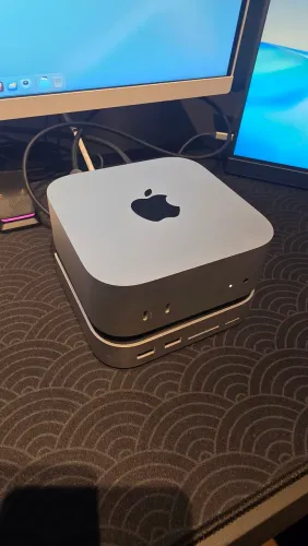 Mac Mini M4 256gb/16gb + Hub com expansão de memória e portas