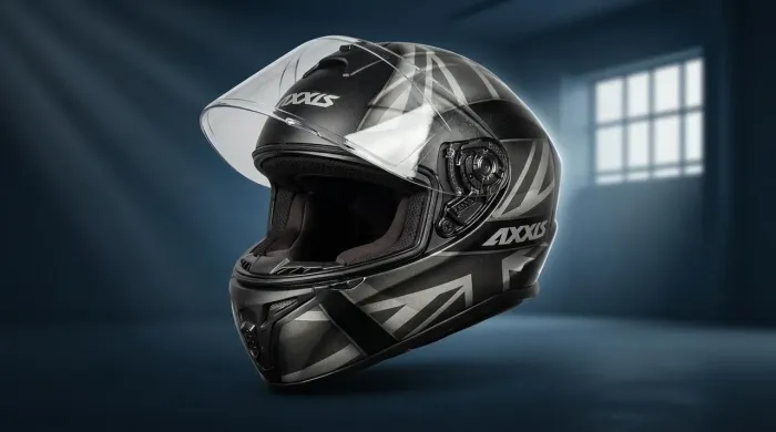 Capacete a venda