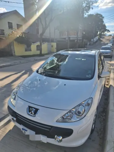 Peugeot 307 Soleil/ Presence 1.6/1.6 Flex 16V 5P 2011
