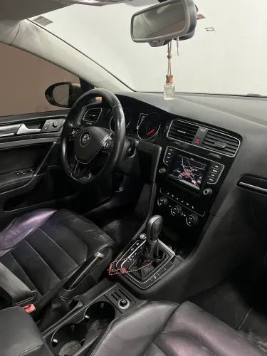 Volkswagen Golf Highline 1.4 TSI 140cv Aut. 2015