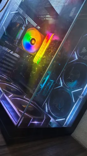 PC Gamer Ryzen 7 5700G - 32GB DDR4 - SSD 1TB NVMe - WiFi + Bluetooth 