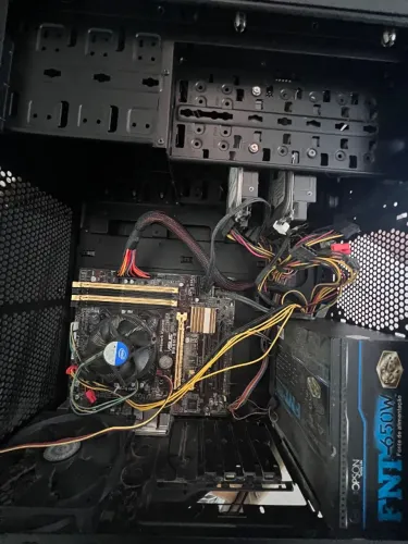 CPU ASUS B85M + Intel Core + Fonte 650W, 