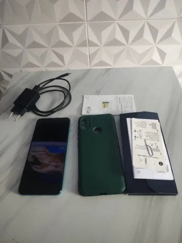 Celular Motorola E20 R$ 240,00