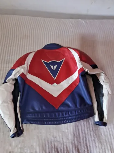 Jaqueta dainese n.56 100% couro