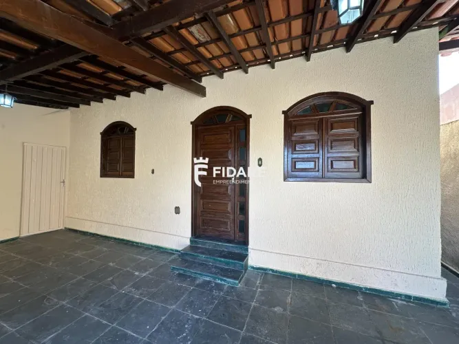 Casa para Locação - 3 quartos no Morrinhos