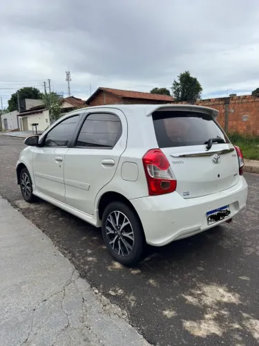 Toyota Etios Platinum 1.5 Flex 16V 4P Aut. 2018