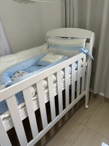 Berço americano com kit completo 