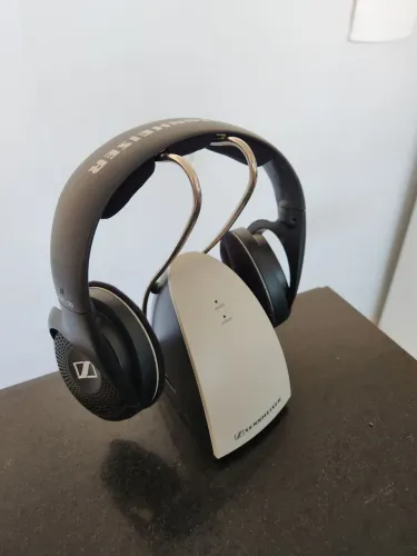 Fone de ouvido Sennheiser HDR 120