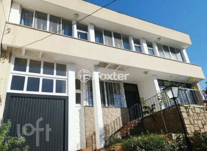 Casa à venda em Santa Tereza com 380 m², 4 quartos, 2 suítes, 4 vagas