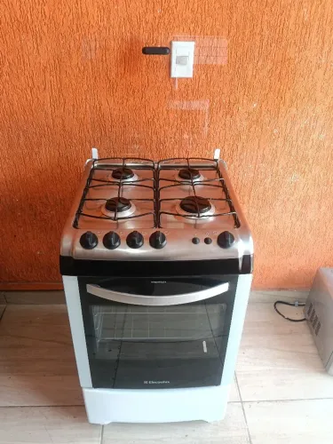 FOGÃO ELECTROLUX (FRETE GRÁTIS)