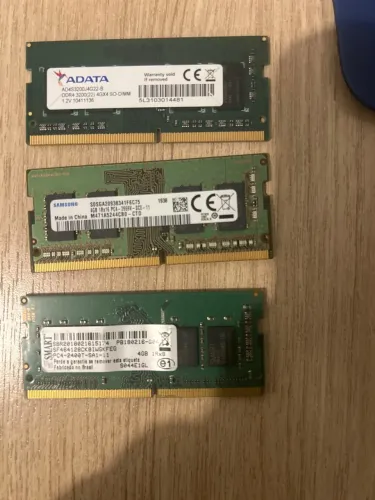 3 memórias DDR4