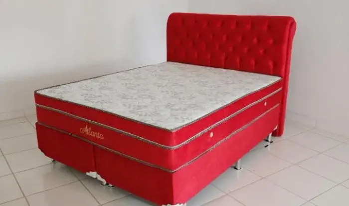 Cama Queen vermelha ou outras cores 