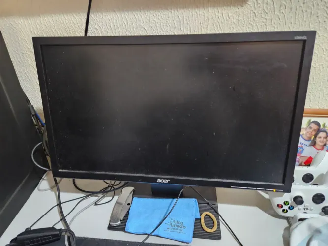 Vendo monitor Acer V226HQL de 21,5 polegadas, 250 reais