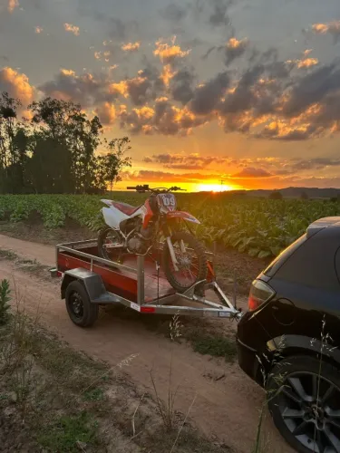 CARRETINHA REBOQUE NOVA - PRONTA PARA EMPLACAR!
