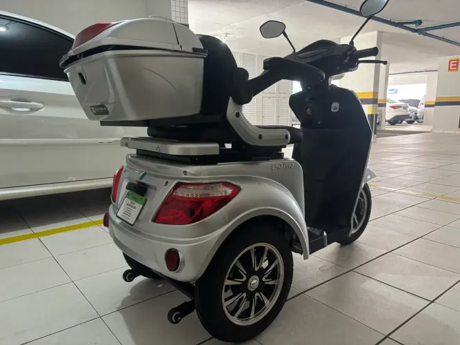 Triciclo Elétrico - Duos Eko-10 Pro