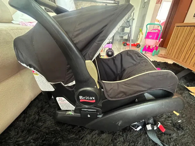Bebê conforto Britax 