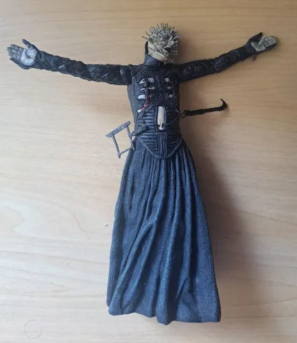 Figura Pinhead Hellraiser 3 Hell on Earth 2003 Clive Barker NECA 