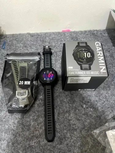 Garmin furerunner 165 music amoled