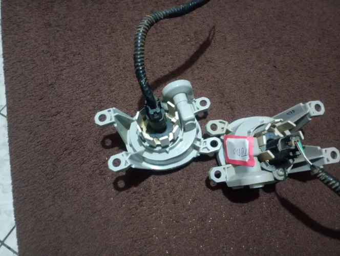 Farol Auxiliar Milha Toyota Hilux , Fiat Toro