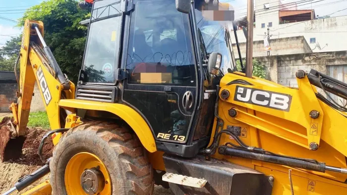 RETRO ESCAVADEIRA JCB 3CX