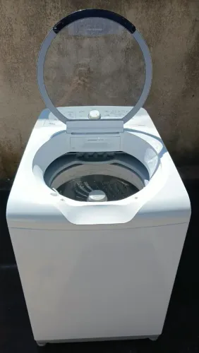 Vendo máquina de lavar brastemp 15 kilos turbo semi nova