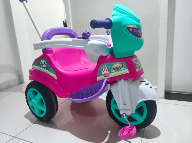 Triciclo (BiBiTe)