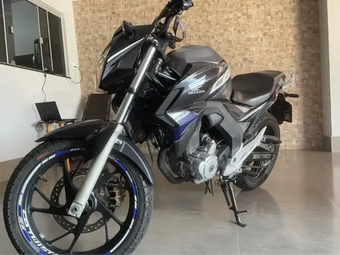 2020 Honda CB250F Twister / IPVA Pago