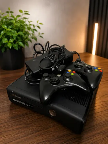 Xbox 360 COMPLETO - Desbloqueado + Kinect + Pendrive + 2 Controles recarregáveis