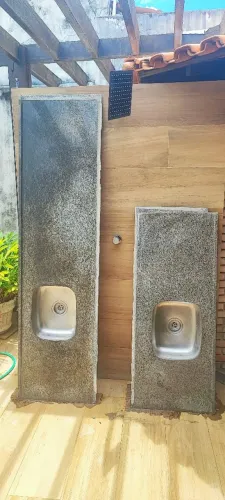 Kit 2 Bancadas em Granito Cinza Andorinha com Cubas em Inox
