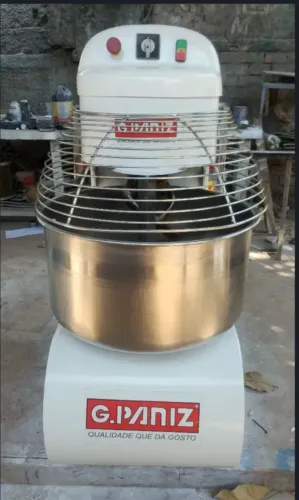 Masseira aspiral 40 kilos de massa pronta 25 kilos de farinha Gpaniz