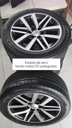 Rodas 20 com pneus Hilux
