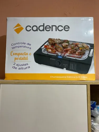 Churrasqueira elétrica 127v nova cadence nunca usada