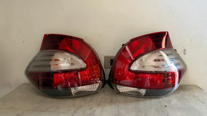 Par de lanternas Fiat Mobi 2016/2026 nova original 