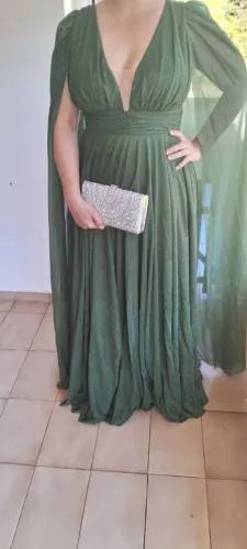 VESTIDO, SANDÁLIA E BOLSA PARA FESTA