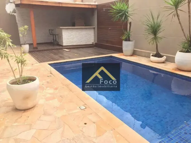 Casa com 3 dormitórios à venda ou locação , 270 m² - Parque Santa Cecília - Piracicaba/SP