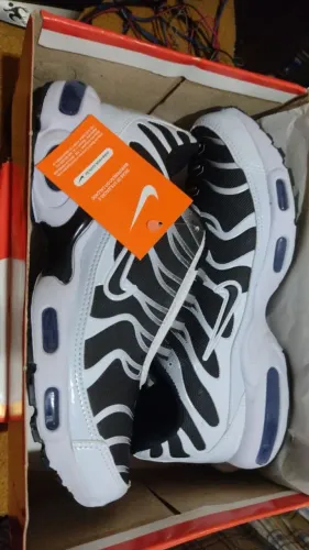 Tênis Nike air plus tn  