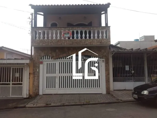Casa com 3 dormitórios à venda, 290 m² por R$ 630.000 - Vila Carmosina - São Paulo/SP