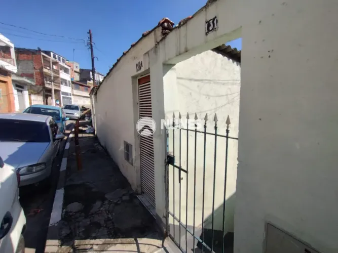 Casa para locação - 3 quartos - Baronesa - pronta para morar