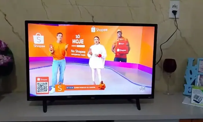 Vendo smartv Roku 32 polegadas