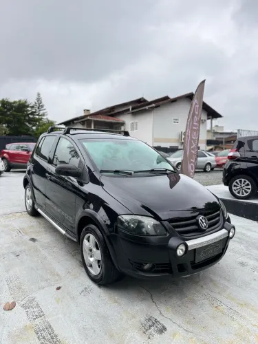 Volkswagen Crossfox 1.6 MI Total Flex 8V 5P 2009