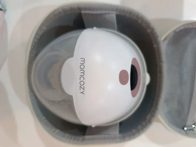 Extratora de leite momcozy M5